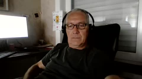 maxou569 online show from August 3, 2026, 8:57 am