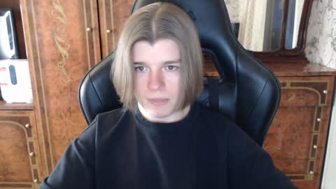 Snapshot of maxplay18 chatting on January 25, 2025, 2:03 pm Max online show from January 25, 2025, 2:03 pm