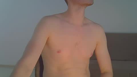 Snapshot of maxrelax90 chatting on November 27, 2025, 7:27 pm maxrelax90 online show from November 27, 2025, 7:27 pm