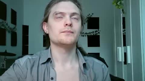 maxs_93 online show from March 29, 2026, 12:49 pm