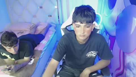 MAX  DAN online show from January 17, 2026, 3:33 am