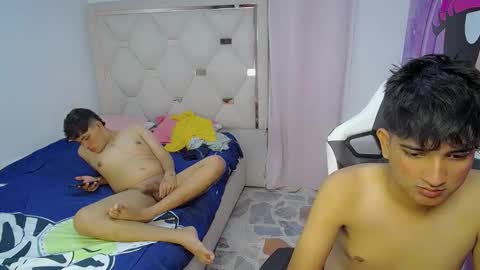 MAX  DAN online show from February 12, 2026, 4:07 am