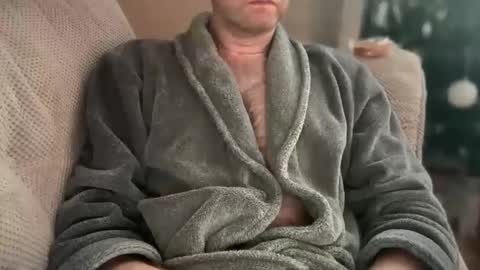 maxwellj1234 online show from December 22, 2024, 9:11 am