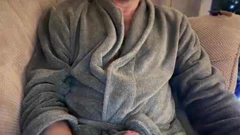 maxwellj1234 online show from December 22, 2024, 10:25 pm