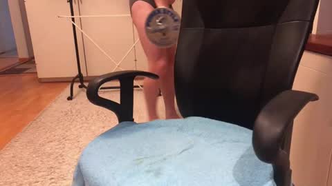 Snapshot of maxx_martin chatting on November 13, 2025, 8:02 am Max online show from November 13, 2025, 8:02 am