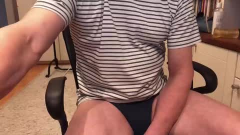 Max online show from November 28, 2025, 7:55 am