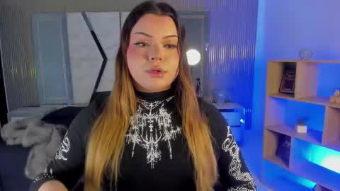 Snapshot of maxxxine_ chatting on March 18, 2026, 12:36 am Maxine Minx online show from March 18, 2026, 12:36 am