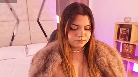 Snapshot of maxxxine_ chatting on March 21, 2026, 1:21 am Maxine Minx online show from March 21, 2026, 1:21 am