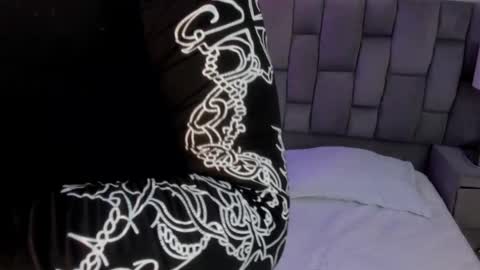 Snapshot of maxxxine_ chatting on April 19, 2026, 12:54 am Maxine Minx online show from April 19, 2026, 12:54 am