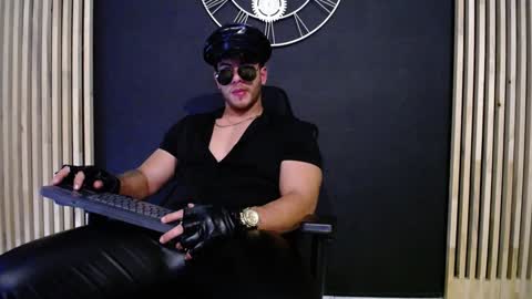 maxxxpowerful online show from December 3, 2024, 6:49 pm