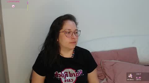 May online show from April 10, 2026, 1:22 am
