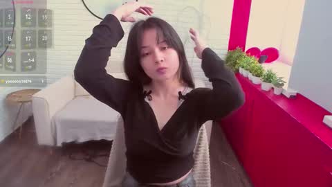 may_lings online show from March 17, 2026, 10:51 am