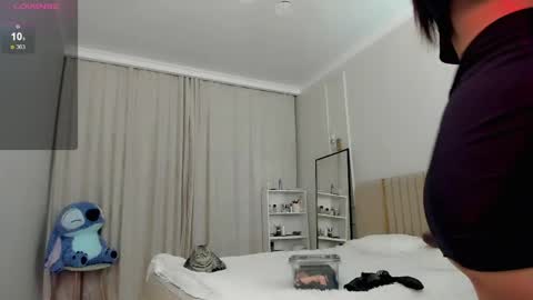 Snapshot of may_mia chatting on April 23, 2026, 4:35 am Mia online show from April 23, 2026, 4:35 am