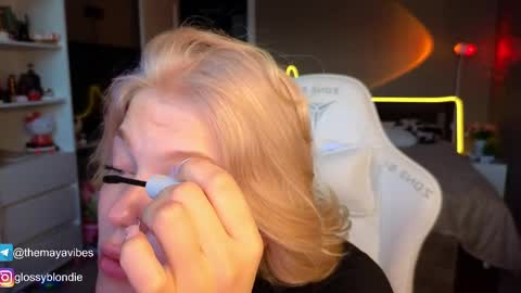 Maya online show from April 1, 2026, 4:02 am