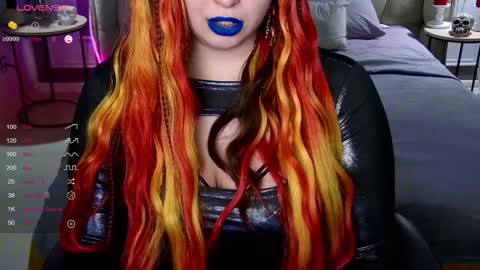 Maya Mils online show from January 19, 2025, 4:01 am