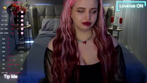 Maya Mils online show from March 10, 2025, 4:07 am