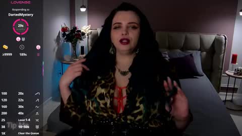 Maya Mils online show from October 3, 2025, 1:13 am