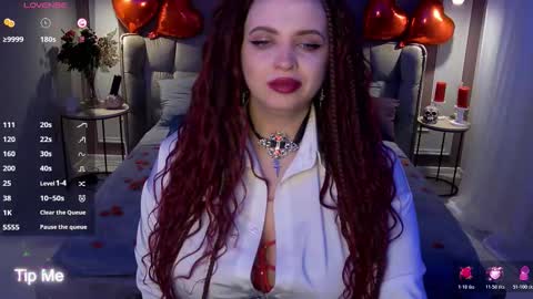 Maya Mils online show from February 9, 2026, 12:58 am