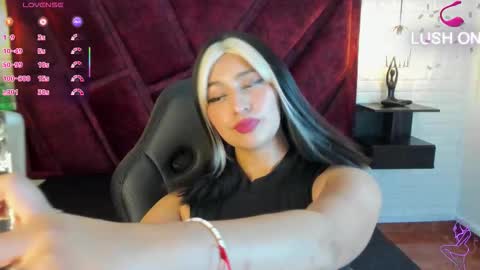 Maya online show from March 25, 2026, 9:32 pm