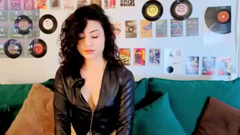Snapshot of maya_rogerss chatting on July 20, 2026, 3:03 pm Maya online show from July 20, 2026, 3:03 pm