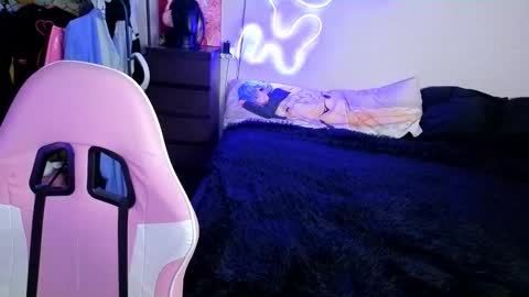 Snapshot of maya_viola chatting on October 7, 2025, 5:59 am Maya Viola online show from October 7, 2025, 5:59 am