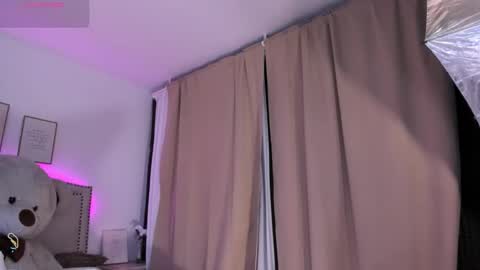 Mayajhons online show from January 7, 2026, 11:34 am