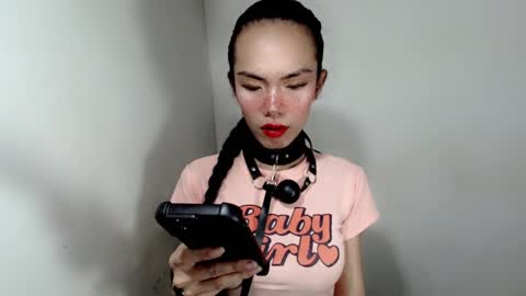 mayamint online show from November 21, 2025, 7:34 pm