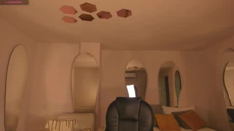 Snapshot of mayamoretti chatting on February 9, 2026, 4:49 am Maya online show from February 9, 2026, 4:49 am