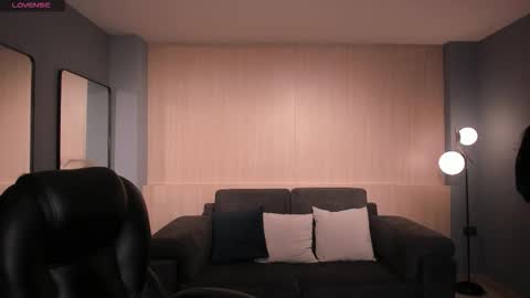 Snapshot of mayamoretti chatting on March 4, 2026, 3:23 am Maya online show from March 4, 2026, 3:23 am