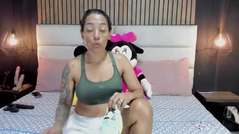 Nicolle Ruselle   Hello my lovely  schedule for great fun from  630 am and end 800 pm Colombian time I wait for you online show from January 6, 2025, 3:29 pm