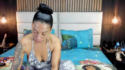 Nicolle Ruselle   Hello my lovely  schedule for great fun from  630 am and end 800 pm Colombian time I wait for you online show from January 20, 2025, 11:24 am
