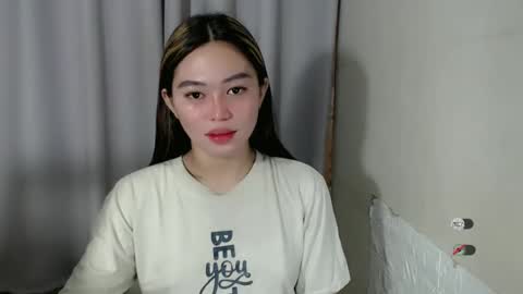 Snapshot of mayasally_ chatting on January 28, 2025, 7:43 am mayasally_ online show from January 28, 2025, 7:43 am