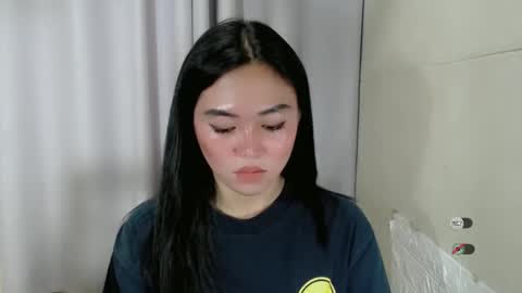 Snapshot of mayasally_ chatting on March 5, 2025, 9:05 am mayasally_ online show from March 5, 2025, 9:05 am