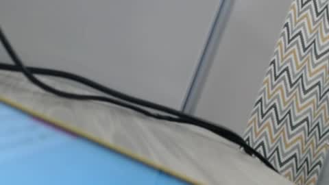 maybe_doll online show from April 3, 2026, 3:15 am