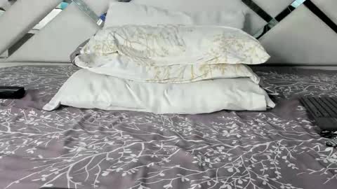 Maybelline69 online show from April 2, 2026, 7:28 am