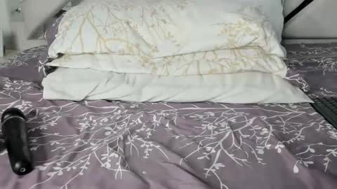 Maybelline69 online show from April 3, 2026, 8:51 pm