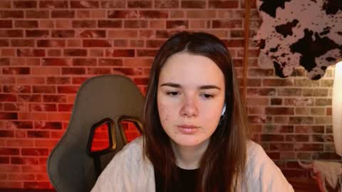 Snapshot of maybloom_ chatting on February 18, 2026, 6:09 am maybloom_ online show from February 18, 2026, 6:09 am