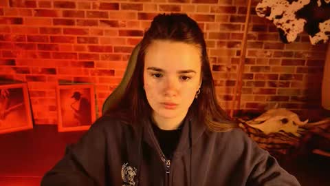 Snapshot of maybloom_ chatting on February 25, 2026, 6:12 am maybloom_ online show from February 25, 2026, 6:12 am