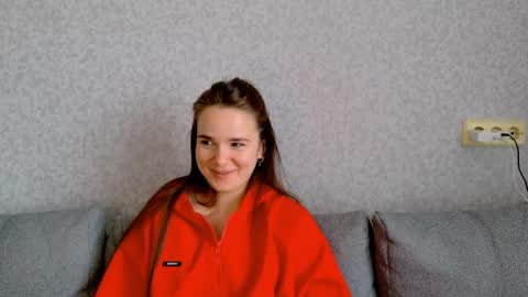 maybloom_ online show from May 26, 2026, 10:33 am
