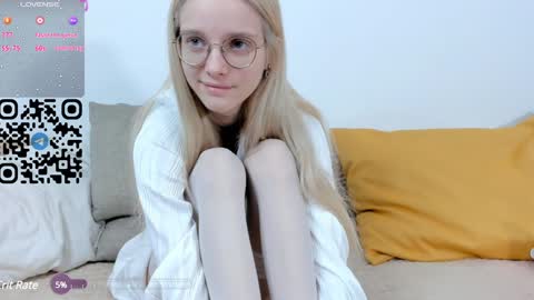 Snapshot of maydaguy chatting on December 20, 2024, 6:29 am Megan online show from December 20, 2024, 6:29 am