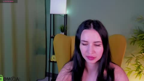 Snapshot of maymalina chatting on April 2, 2026, 3:37 am May online show from April 2, 2026, 3:37 am