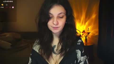 Snapshot of maymary_ chatting on November 7, 2025, 5:40 am Mary . online show from November 7, 2025, 5:40 am