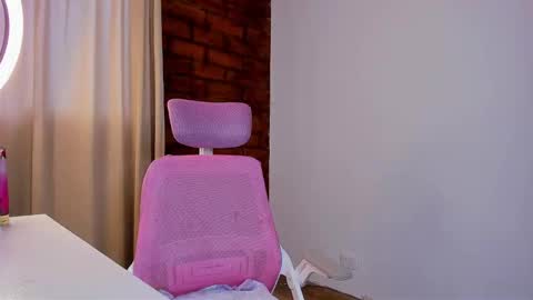 Snapshot of mayproject2 chatting on March 10, 2025, 8:12 pm may online show from March 10, 2025, 8:12 pm