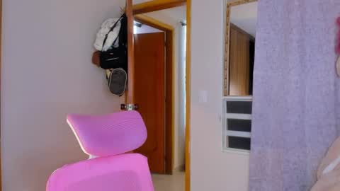 Snapshot of mayproject2 chatting on September 15, 2025, 7:14 pm may online show from September 15, 2025, 7:14 pm