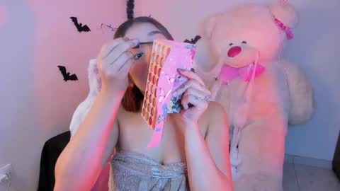 Snapshot of mayproject2 chatting on October 24, 2025, 6:37 pm may online show from October 24, 2025, 6:37 pm