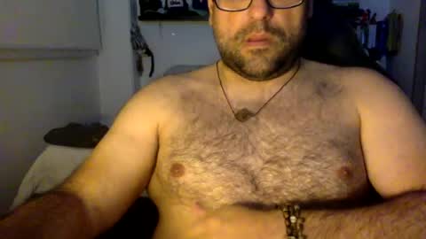 Snapshot of mbotve chatting on June 30, 2026, 4:46 am VzlaMan online show from June 30, 2026, 4:46 am