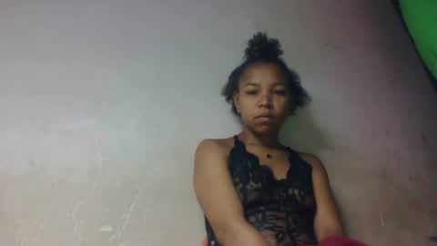 Snapshot of mbotyfeliciaa chatting on November 10, 2025, 12:20 am mbotyfeliciaa online show from November 10, 2025, 12:20 am