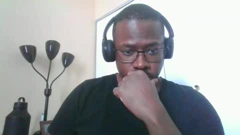 Mark online show from December 3, 2025, 7:34 pm