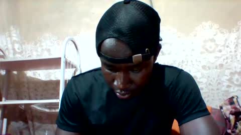 mclntz_bbc online show from December 27, 2024, 10:59 pm