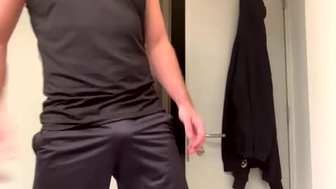 mcr8080 online show from January 17, 2025, 6:15 am